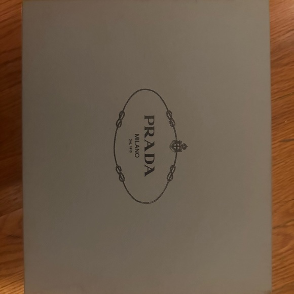 Pravda silver metallic stilettos. Size 39 - Picture 2 of 4